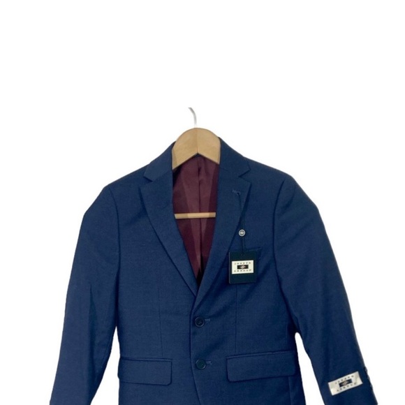 Joseph Abound Boys Suit Set Blue Size Youth 8 

Price tag removed - Picture 5 of 6